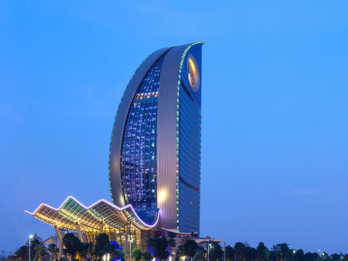 溫德姆戶(hù)外幕墻工程案例