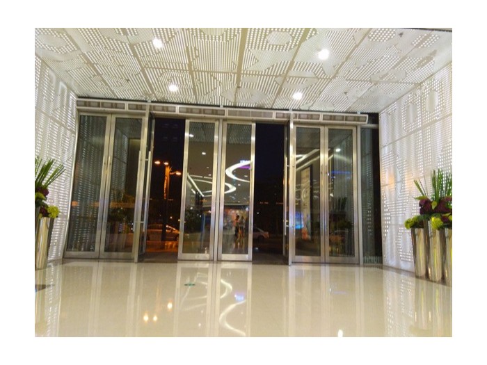 佛山中心廣場(chǎng)鏤空雕刻鋁單板工程項(xiàng)目